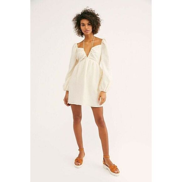 NEW FREE PEOPLE Sz M STAR BRIGHT PEASANT PLUNGING LACE UP MINI DRESS IVORY - Picture 4 of 5